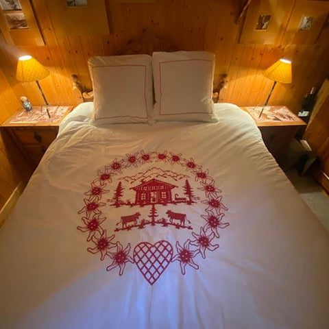 Single Bedding Set  With Embroidered  Mountain Cable Car Scene-En Piste